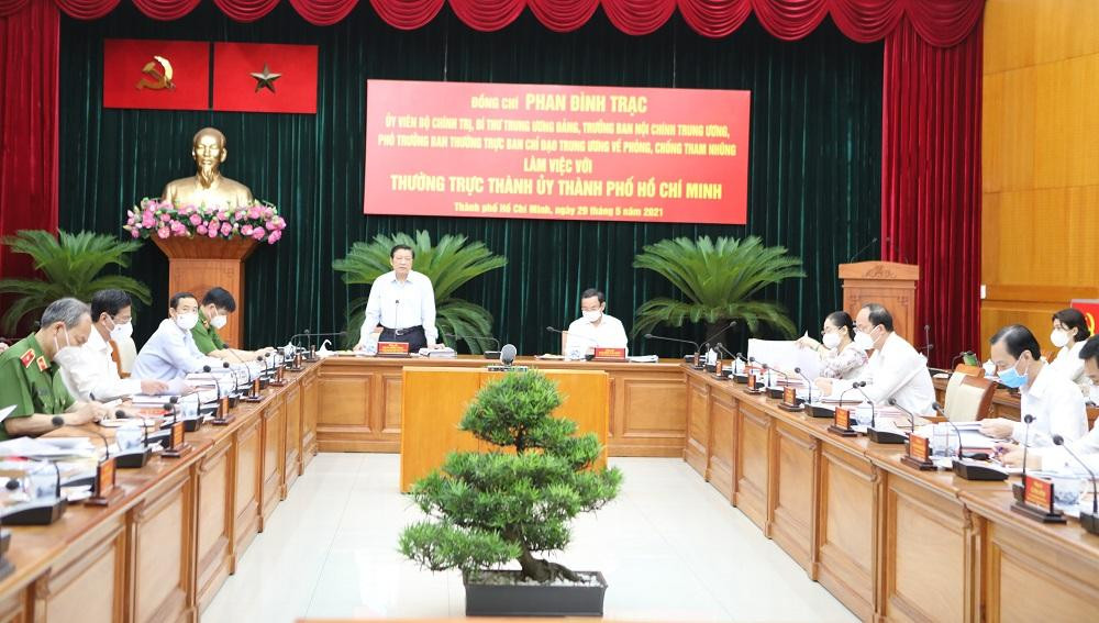 Ông Phan Đình Trạc, Trưởng Ban Nội chính T.Ư làm việc với Thành ủy TP.HCM