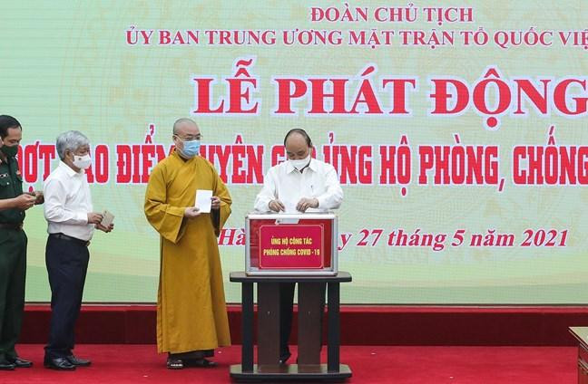 Chủ tịch nước Nguyễn Xuân Phúc ủng hộ phòng, chống dịch COVID-19