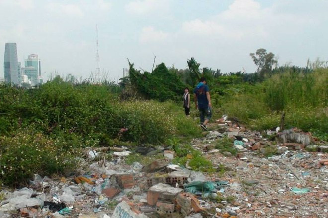 Lịch trình của nhóm trong 3 tuần ở Việt Nam là buổi sáng, 6 thành viên sẽ đi khảo sát để thu thập hình ảnh, lấy cảm xúc để tương tác với cuộc sống thành phố. Trên đường đi, nhóm sẽ thu thập đồ phế thải để làm vật liệu chế nhạc cụ