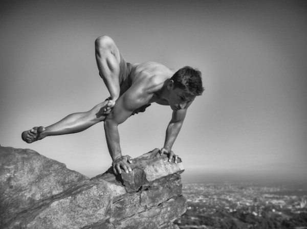 Bên trong một chiến binh: Sự nam tính của Yoga ảnh 6