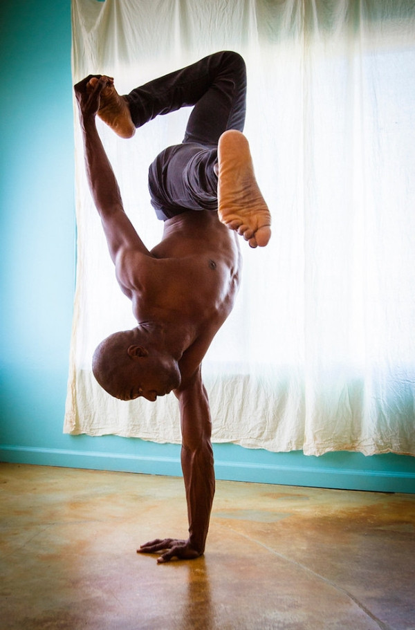 Bên trong một chiến binh: Sự nam tính của Yoga ảnh 8