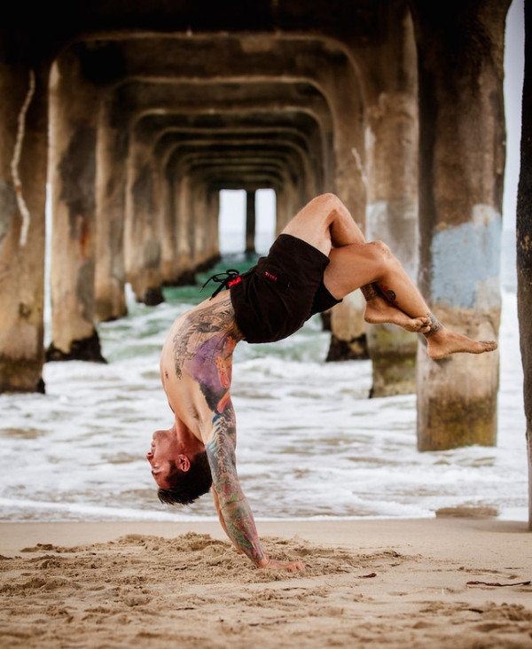 Bên trong một chiến binh: Sự nam tính của Yoga ảnh 3