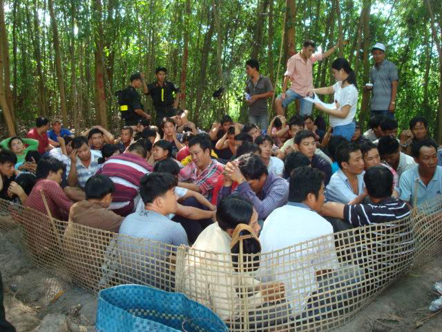 Những con bạc bị bắt giữ