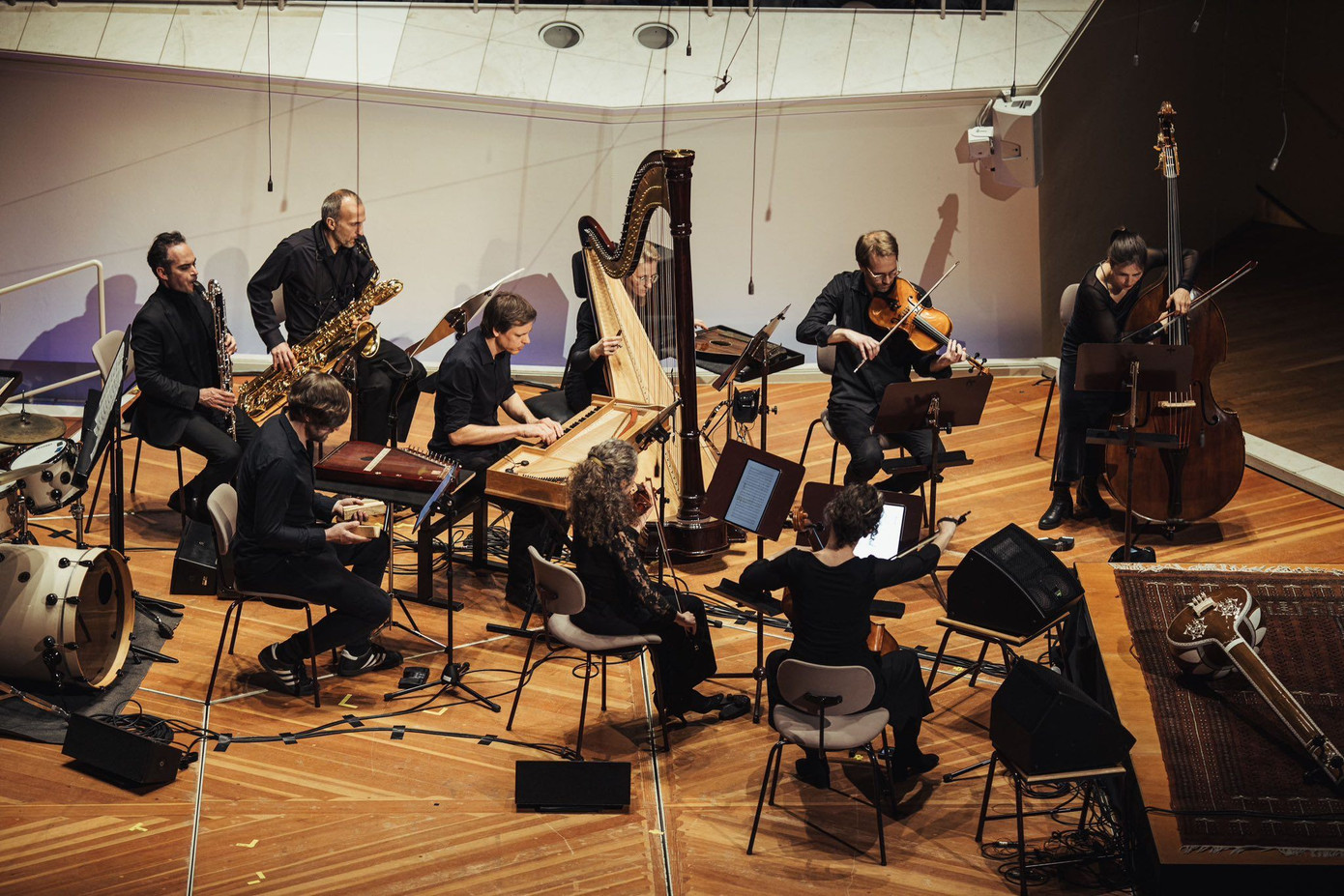 Ban nhạc thính phòng Đức Zafraan Ensemble.