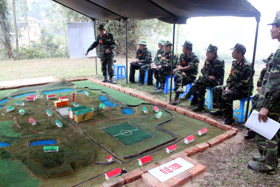 Trình bày phương án đánh chiếm mục tiêu trên sa bàn