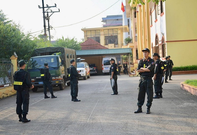 Hoãn phiên xử vụ điểm thi Sơn La vì vắng mặt nhân chứng là lãnh đạo ảnh 3