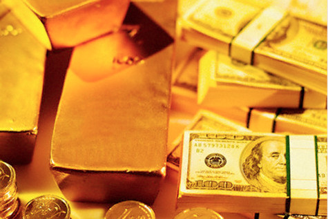 Trong khi thị trường vàng trong nước hạ nhiệt thì USD lại “nóng”