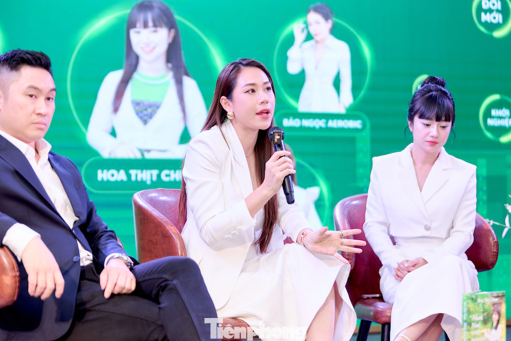 Chị Vũ Diệu Thúy - CEO Kolin Academy chia sẻ kinh nghiệm xây dựng thương hiệu cá nhân tạo dấu ấn khác biệt.