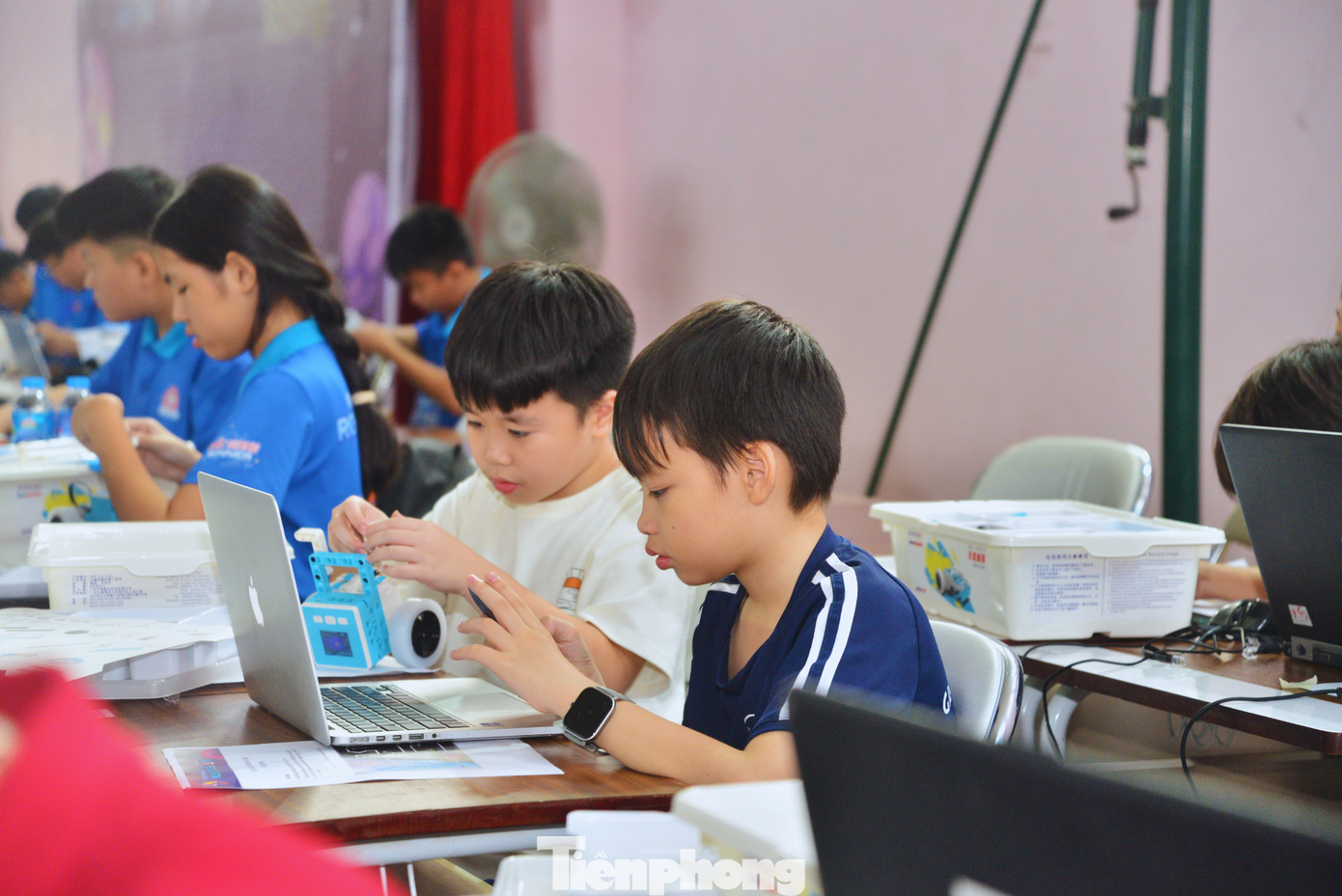 Các đội thi tham gia tranh tài tại khu vực miền Bắc