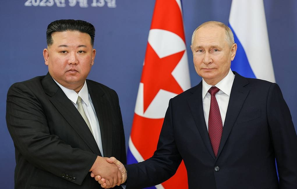Chủ tịch Triều Tiên Kim Jong-un và Tổng thống Nga Vladimir Putin. Ảnh: Tass Chủ tịch Triều Tiên Kim Jong-un và Tổng thống Nga Vladimir Putin. Ảnh: Tass