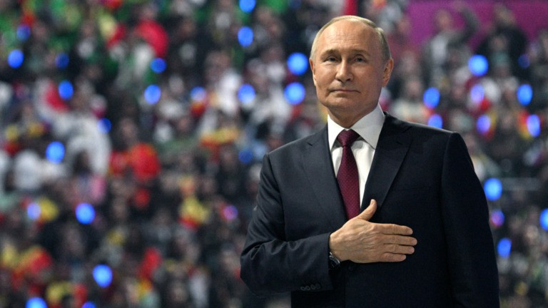 Tổng thống Nga Vladimir Putin tại Liên hoan Thanh niên Thế giới (WYF) hôm 6/3. Ảnh: Sputnik Tổng thống Nga Vladimir Putin tại Liên hoan Thanh niên Thế giới (WYF) hôm 6/3. Ảnh: Sputnik