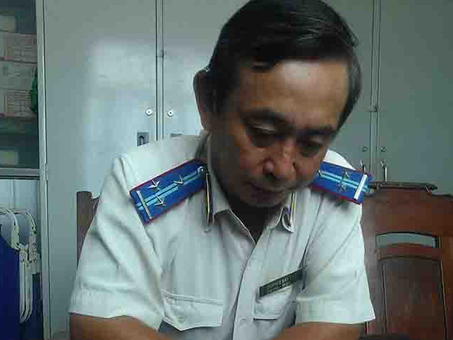 Ông Nguyễn Văn Ngữ làm việc với bà Hường