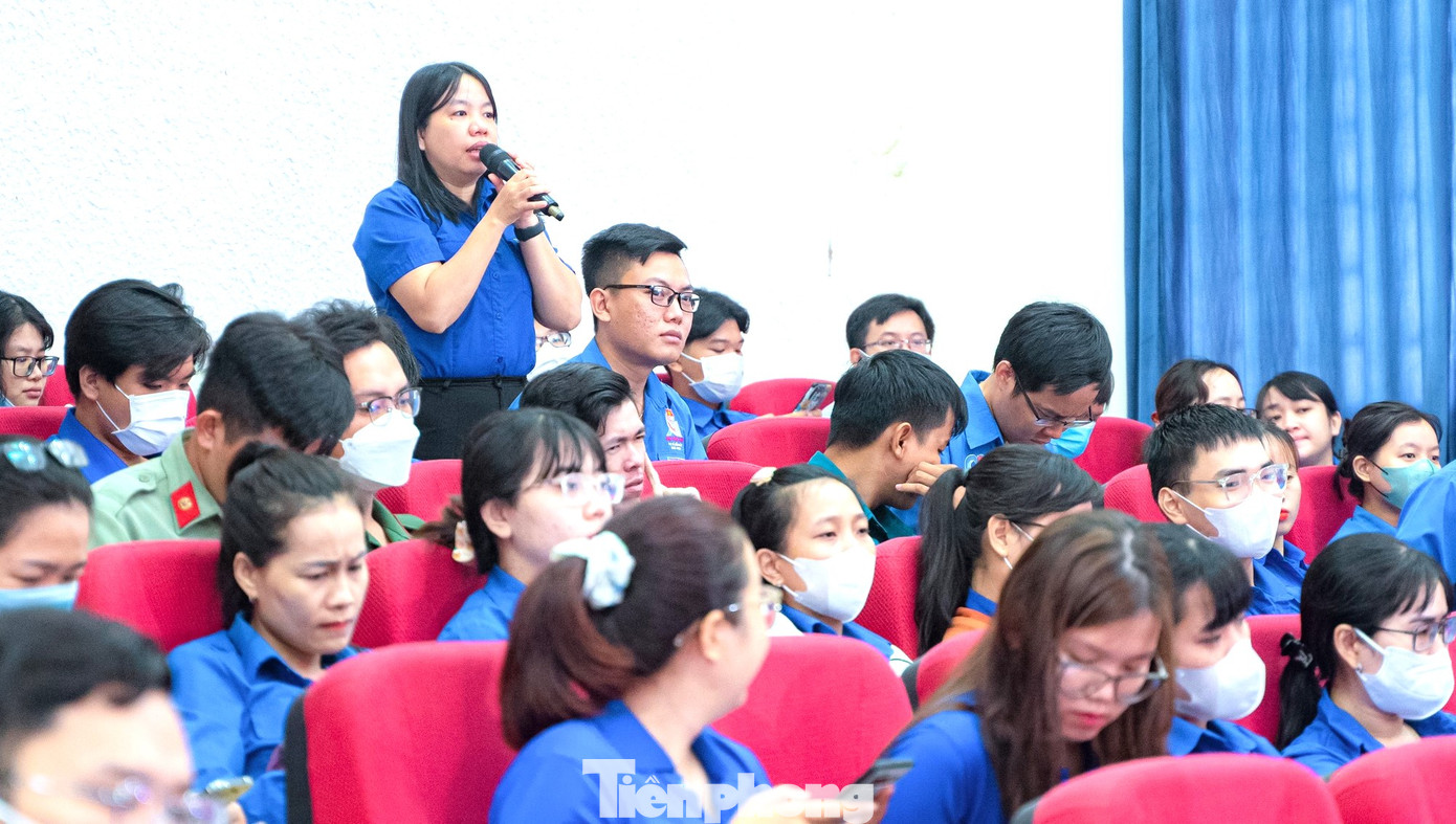 Tại buổi đối thoại có 31 ý kiến, kiến nghị của thanh niên trực tiếp tham dự