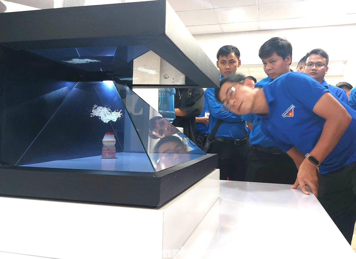 Trong quá trình chuẩn bị tổ chức Liên hoan “Người thợ trẻ giỏi” toàn quốc lần thứ XIV, năm 2023, Trung ương Đoàn nhận được 157 hồ sơ đề cử giải thưởng “Người thợ trẻ giỏi” của các tỉnh, thành Đoàn và đoàn trực thuộc. Căn cứ Quy chế Giải thưởng “Người thợ trẻ giỏi” toàn quốc hiện hành, Ban Bí thư Trung ương Đoàn tổ chức bình chọn và quyết định trao tặng danh hiệu “Người thợ trẻ giỏi” toàn quốc năm 2023 cho 54 cá nhân tiêu biểu.