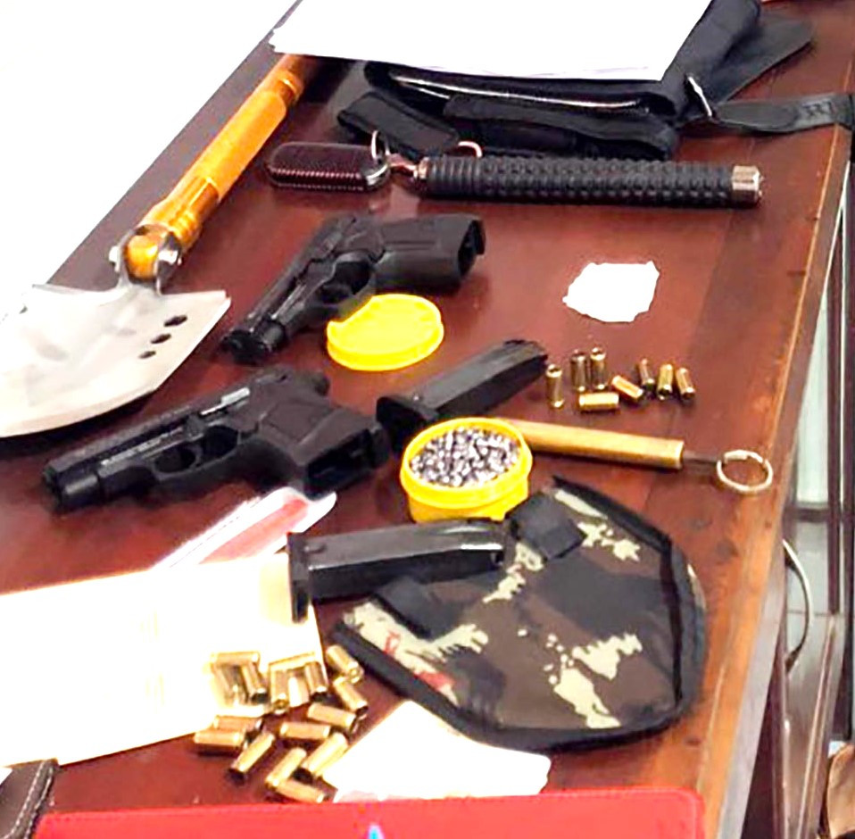 Tang vật công an thu giữ Tang vật công an thu giữ