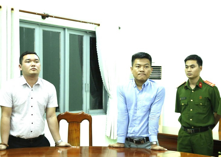 Nguyễn Thanh Hùng và Hoàng Anh Vui bị khởi tố, bắt giam về tội "Lừa đảo chiếm đoạt tài sản"