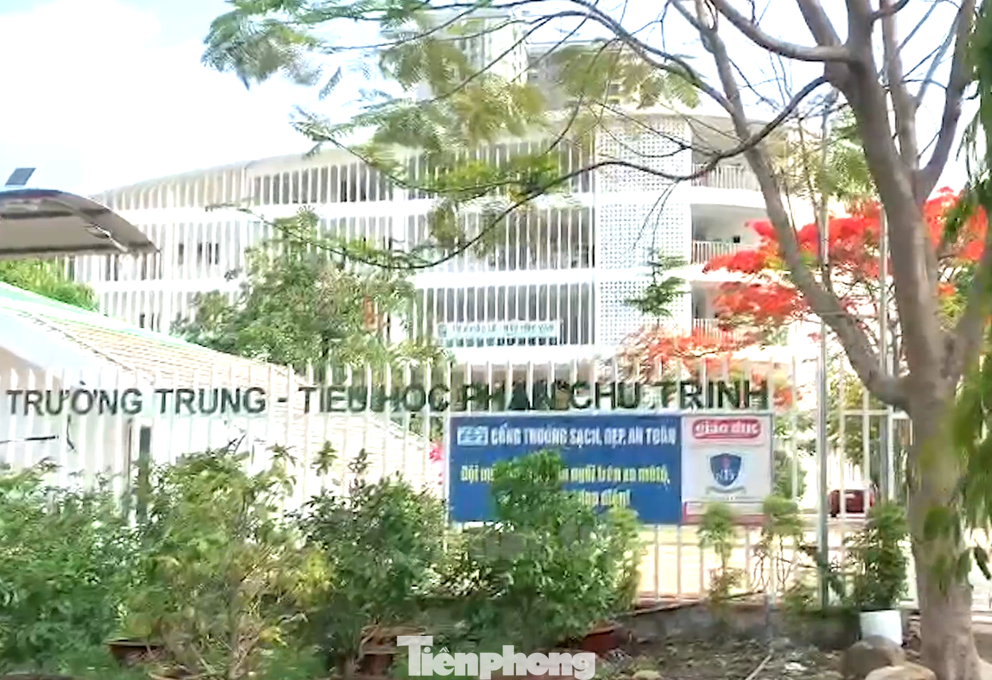 Ngôi trường nơi xảy ra việc thi trước một ngày theo quy định chung của tỉnh Bình Dương Ngôi trường nơi xảy ra việc thi trước một ngày theo quy định chung của tỉnh Bình Dương