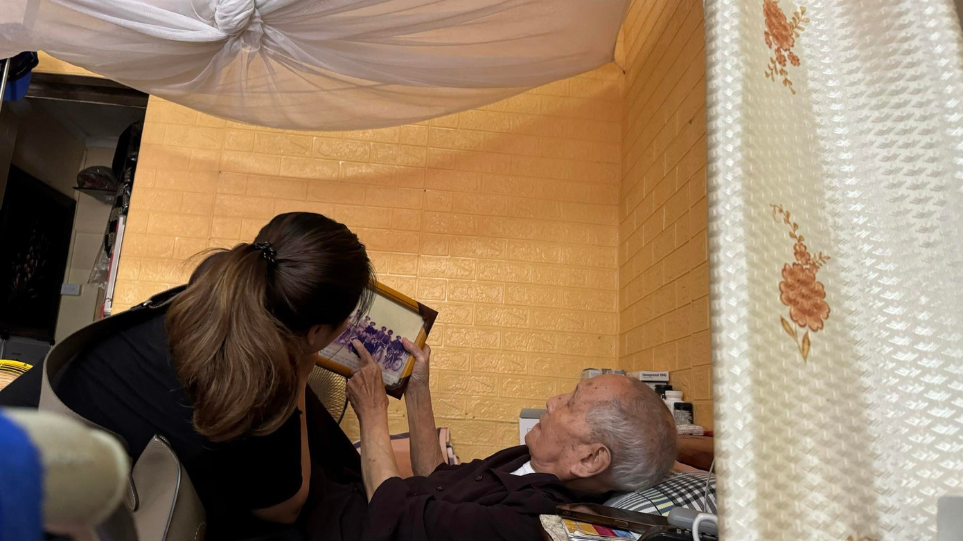 Ông Trần Khôi - nguyên Chính trị viên Đại đội xe thồ 101 Thanh Hóa - là một trong những nhân chứng lịch sử kể câu chuyện Điện Biên Phủ.