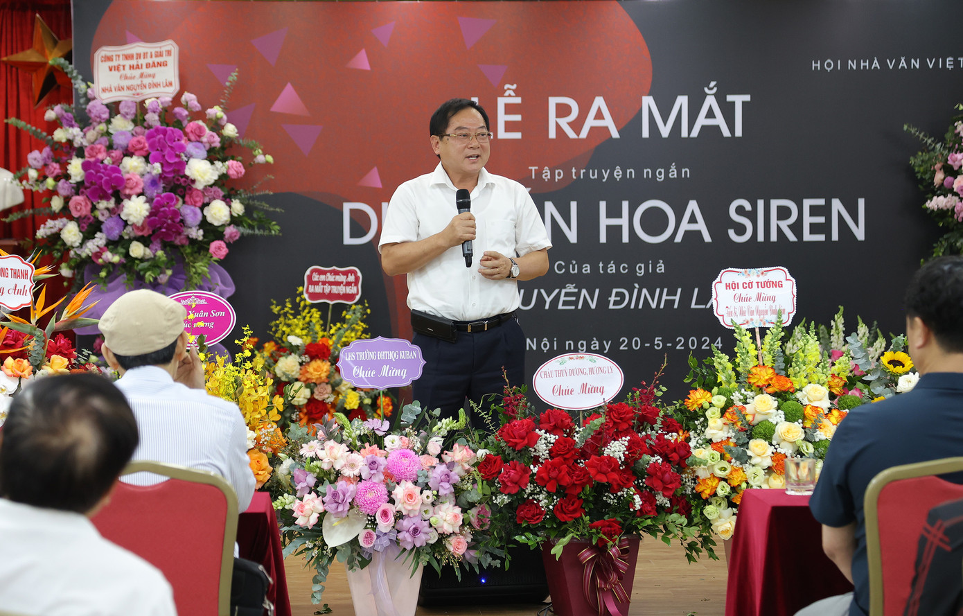 Nhà báo Lê Xuân Sơn trở thành nhân vật trong Dưới tán hoa siren.