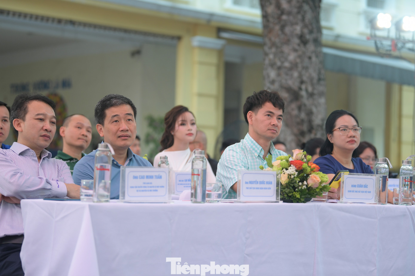 NSND Xuân Bắc, Á hậu Đào Hiền là khách mời Lễ phát động cuộc thi tìm hiểu môi trường Giấc mơ xanh, diễn ra sáng 20/5 tại trường THCS Trưng Vương. NSND Xuân Bắc, Á hậu Đào Hiền là khách mời Lễ phát động cuộc thi tìm hiểu môi trường Giấc mơ xanh, diễn ra sáng 20/5 tại trường THCS Trưng Vương.