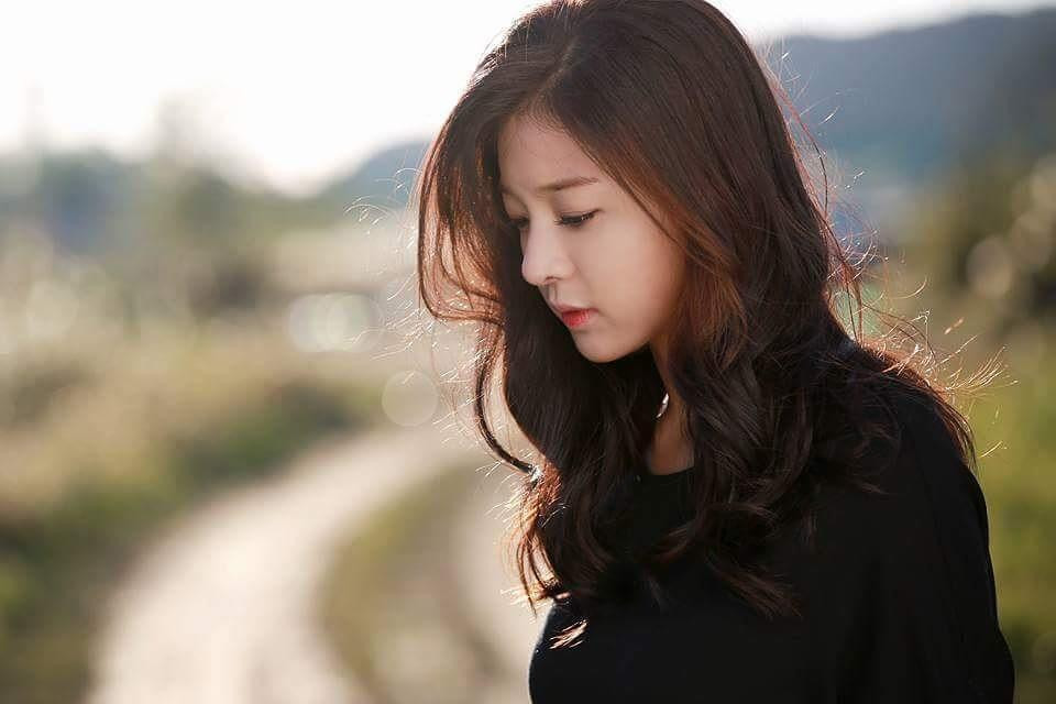 Đừng trách bản thân không đủ ưu tú để có thể "lĩnh hội" bài học sớm hơn. Đừng trách bản thân không đủ ưu tú để có thể "lĩnh hội" bài học sớm hơn.