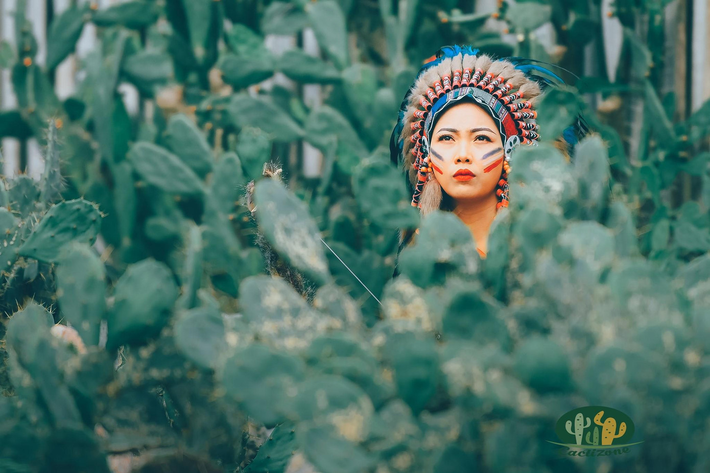 Hóa thân thành một cô nàng thổ dân xinh đẹp - Ảnh: Cacti Zone