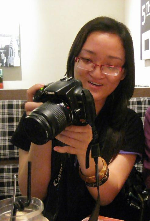 Những kỉ niệm đẹp nhất vẫn luôn nằm ở trong tim.