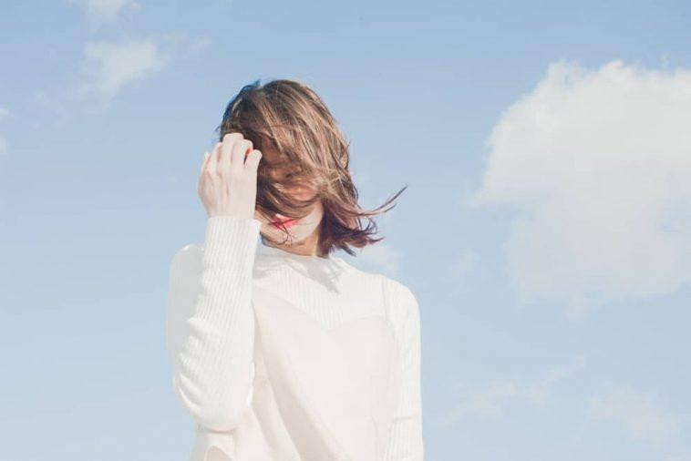 Chúng ta luôn hào phóng với những lời khen và rất hà tiện với những góp ý trái chiều.