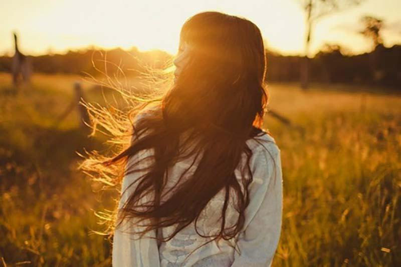 Ánh hào quang nào cũng phải đánh đổi. Ánh hào quang nào cũng phải đánh đổi.