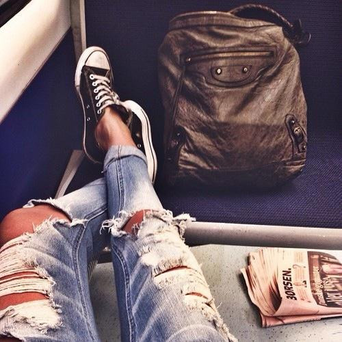 Đừng để mình lao đao vì một khoản tiền nhỏ mà lẽ ra em có thể xoay sở được.