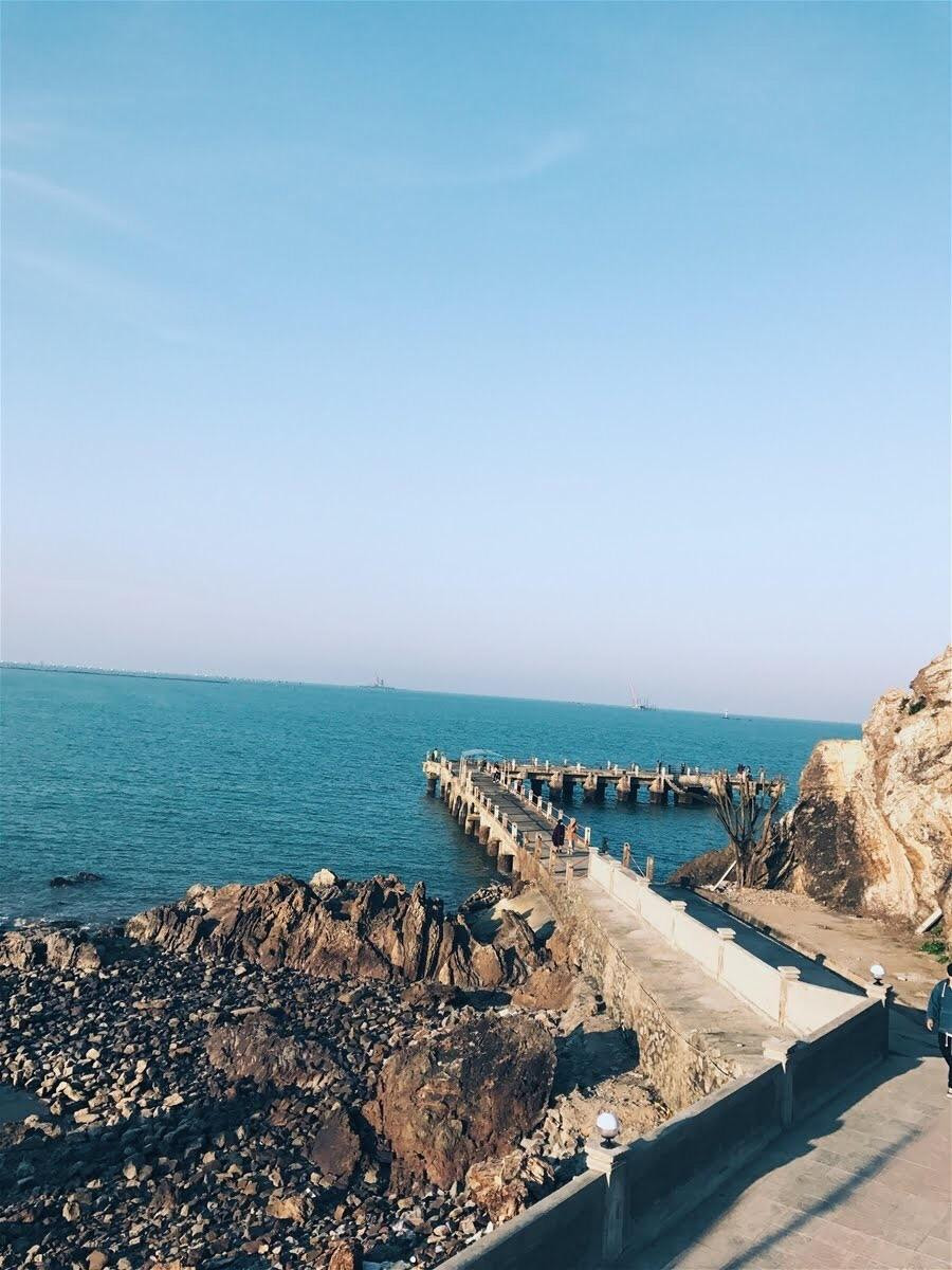 Vẻ đẹp còn hoang sơ của đảo với nhiều góc sống ảo chất lừ - Ảnh: Lê Minh Quân