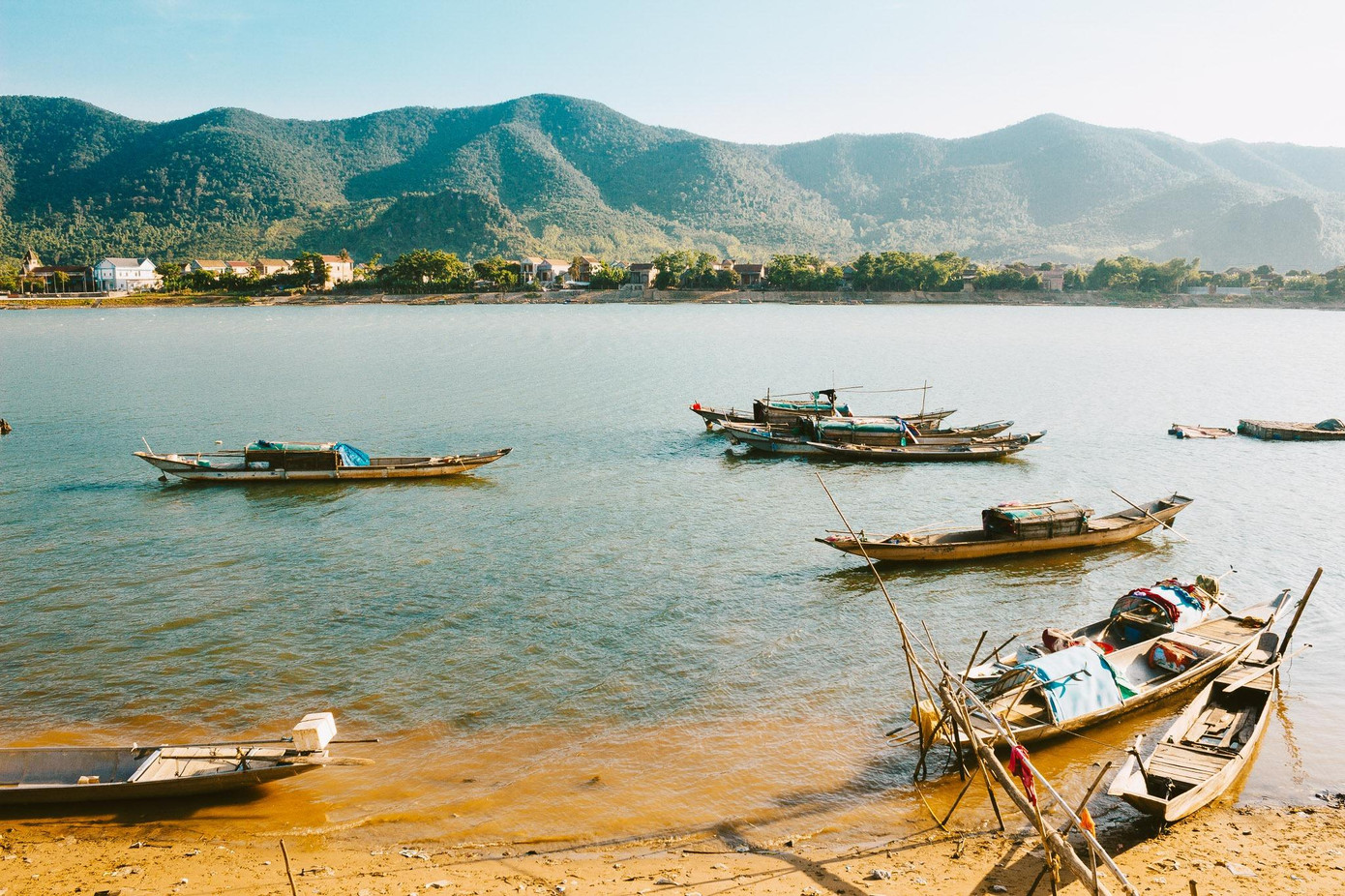 Bình yên nơi bến đậu - Ảnh: Cáp Lộc Hàn Vũ Bình yên nơi bến đậu - Ảnh: Cáp Lộc Hàn Vũ