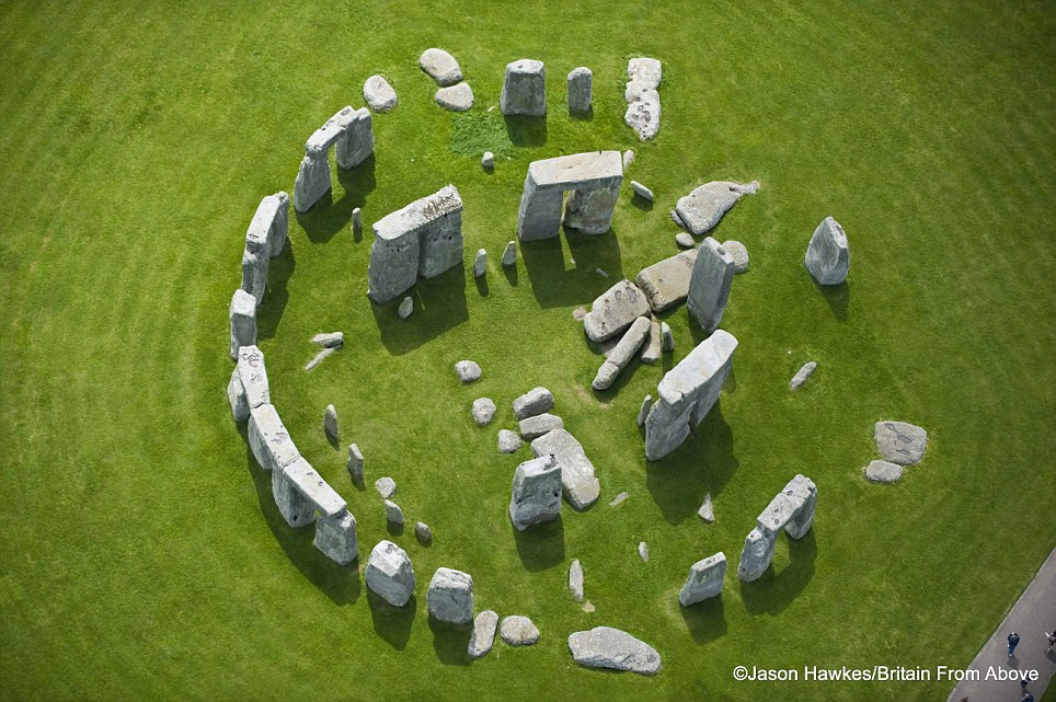 Một khoảnh khắc yên tĩnh tại di sản Stonehenge.