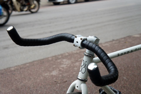 Ghi đông kiểu sừng bò