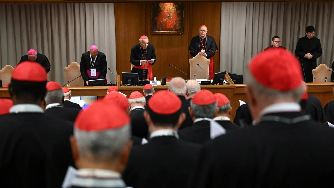 Cuộc họp của các hồng y. (Ảnh: Reuters) Cuộc họp của các hồng y. (Ảnh: Reuters)