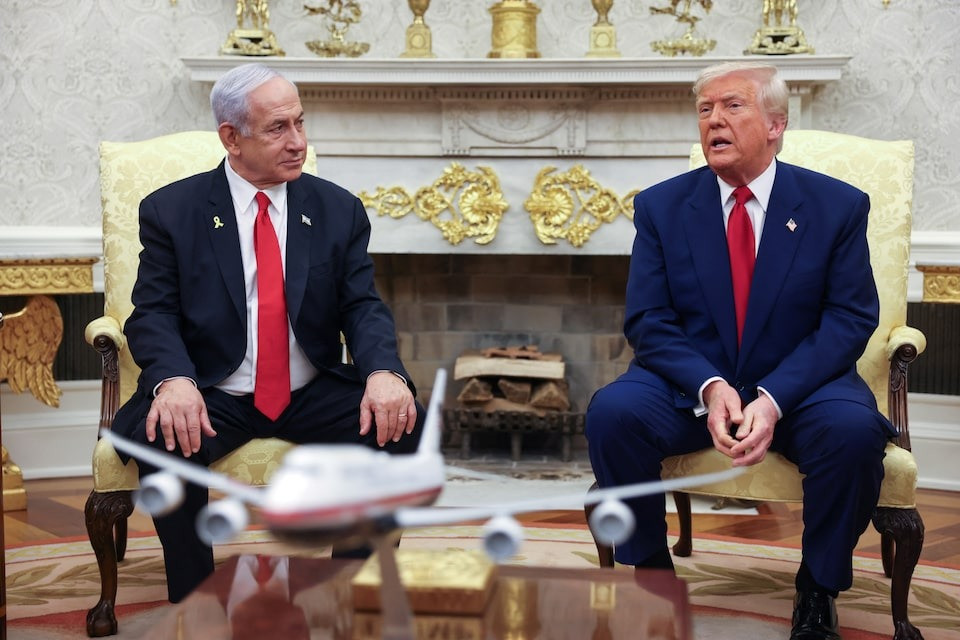 Tổng thống Mỹ Donald Trump tiếp Thủ tướng Israel Benjamin Netanyahu tại Nhà Trắng hôm 7/4. (Ảnh: Reuters) Tổng thống Mỹ Donald Trump tiếp Thủ tướng Israel Benjamin Netanyahu tại Nhà Trắng hôm 7/4. (Ảnh: Reuters)