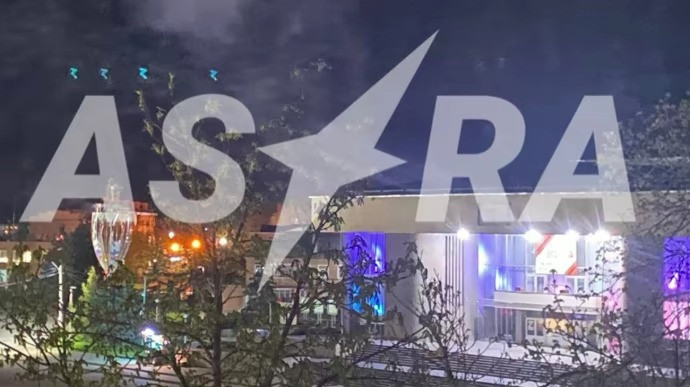 Hình ảnh khói bốc lên từ sân bay Mozdok. (Ảnh: Astra) Hình ảnh khói bốc lên từ sân bay Mozdok. (Ảnh: Astra)