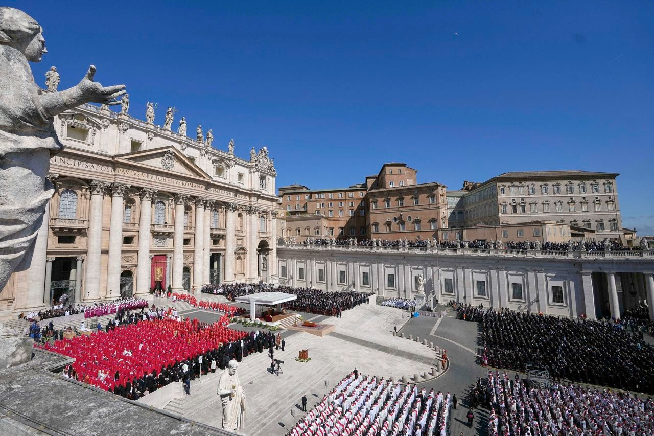 (Ảnh: Reuters) (Ảnh: Reuters)