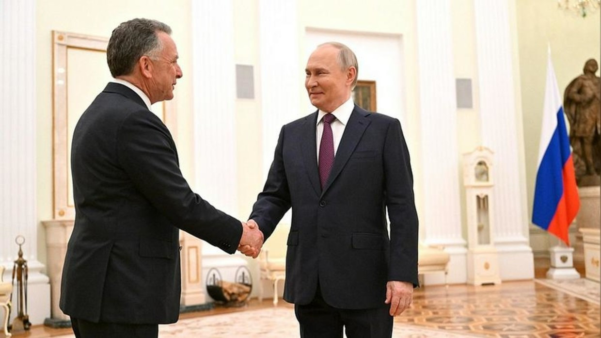 Tổng thống Nga Vladimir Putin và đặc phái viên của tổng thống Mỹ Steve Witkoff. (Ảnh: Điện Kremlin) Tổng thống Nga Vladimir Putin và đặc phái viên của tổng thống Mỹ Steve Witkoff. (Ảnh: Điện Kremlin)