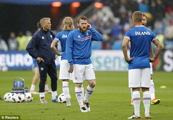 Nhấn chìm Iceland trong 'mưa gôn', Pháp gặp Đức ở bán kết ảnh 6