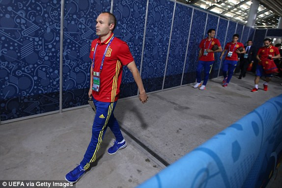 Tạo địa chấn, Croatia cướp ngôi nhất bảng từ Tây Ban Nha ảnh 4