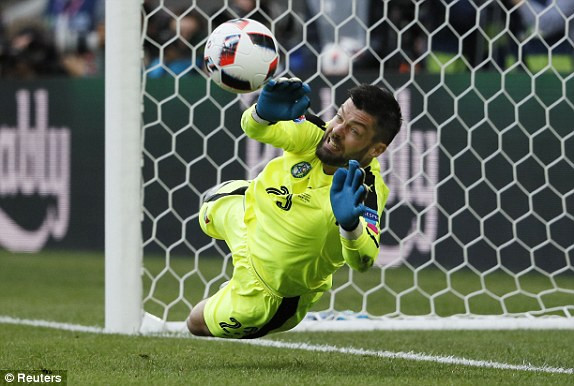 Đức vs Slovakia (3-0): Sức mạnh nhà vua ảnh 14