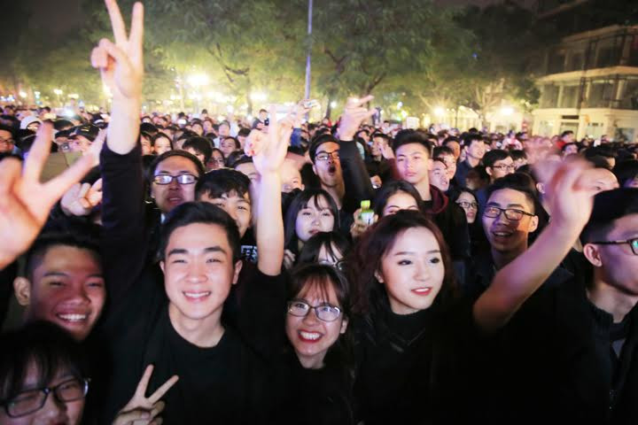 Thế giới tưng bừng chào đón năm 2017 ảnh 8