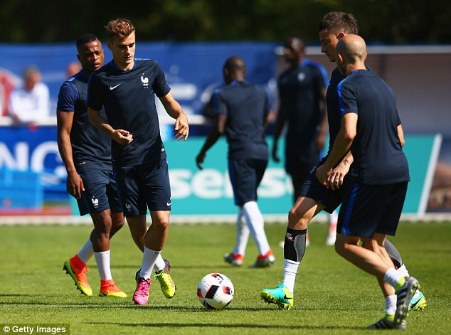 Bồ Đào Nha vô địch EURO nhờ 'bàn thắng vàng' ảnh 5