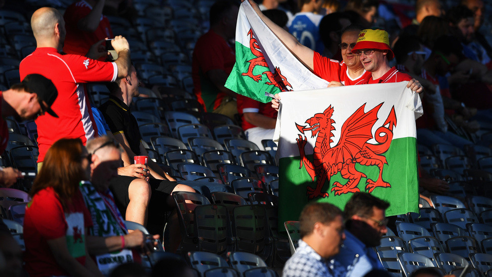 Xứ Wales vùi dập 'Gấu Nga', Anh bất lực trước Slovakia ảnh 14