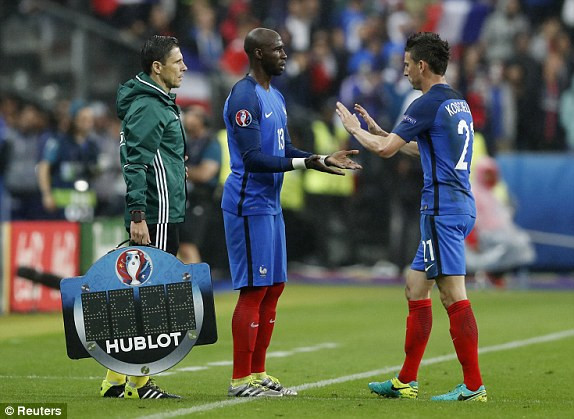 Nhấn chìm Iceland trong 'mưa gôn', Pháp gặp Đức ở bán kết ảnh 22