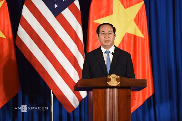 Ông Obama thưởng thức bún chả Hà Nội ảnh 46