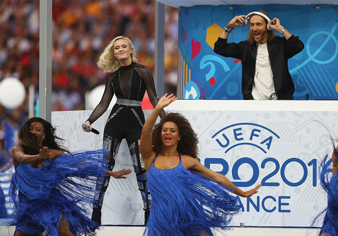 Lễ khai mạc rực rỡ sắc màu của EURO 2016 ảnh 8