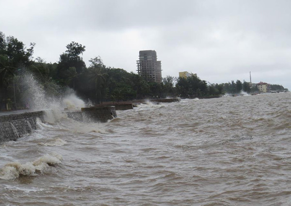 Bão số 3 vào Hà Nội suy yếu thành áp thấp nhiệt đới ảnh 21