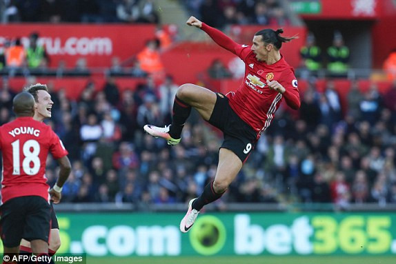 Swansea City vs M.U (1-3): Ibrahimovic 'giải hạn' ảnh 6